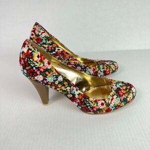 Rampage Maika Floral Fabric Pumps size 9